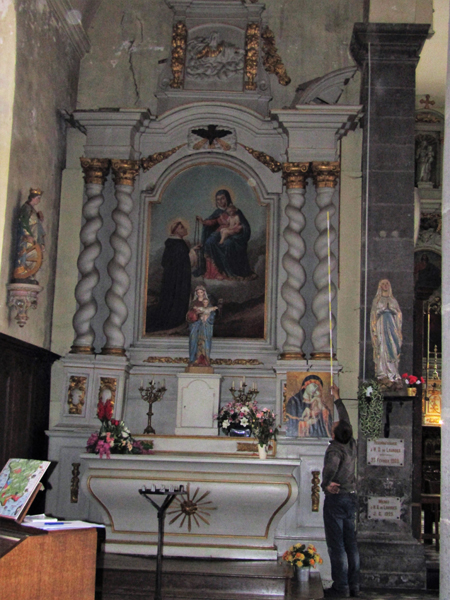 Restauration de l'Autel de la Vierge-Marie � Dompierre-sur-Helpe La France